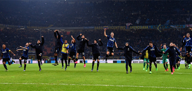 英超前瞻：水晶宫经受紧密赛程考验，曼城能否获胜紧追榜首？（英超前瞻：密集赛程考验水晶宫，曼城能否全取三分继续追赶领头羊？）