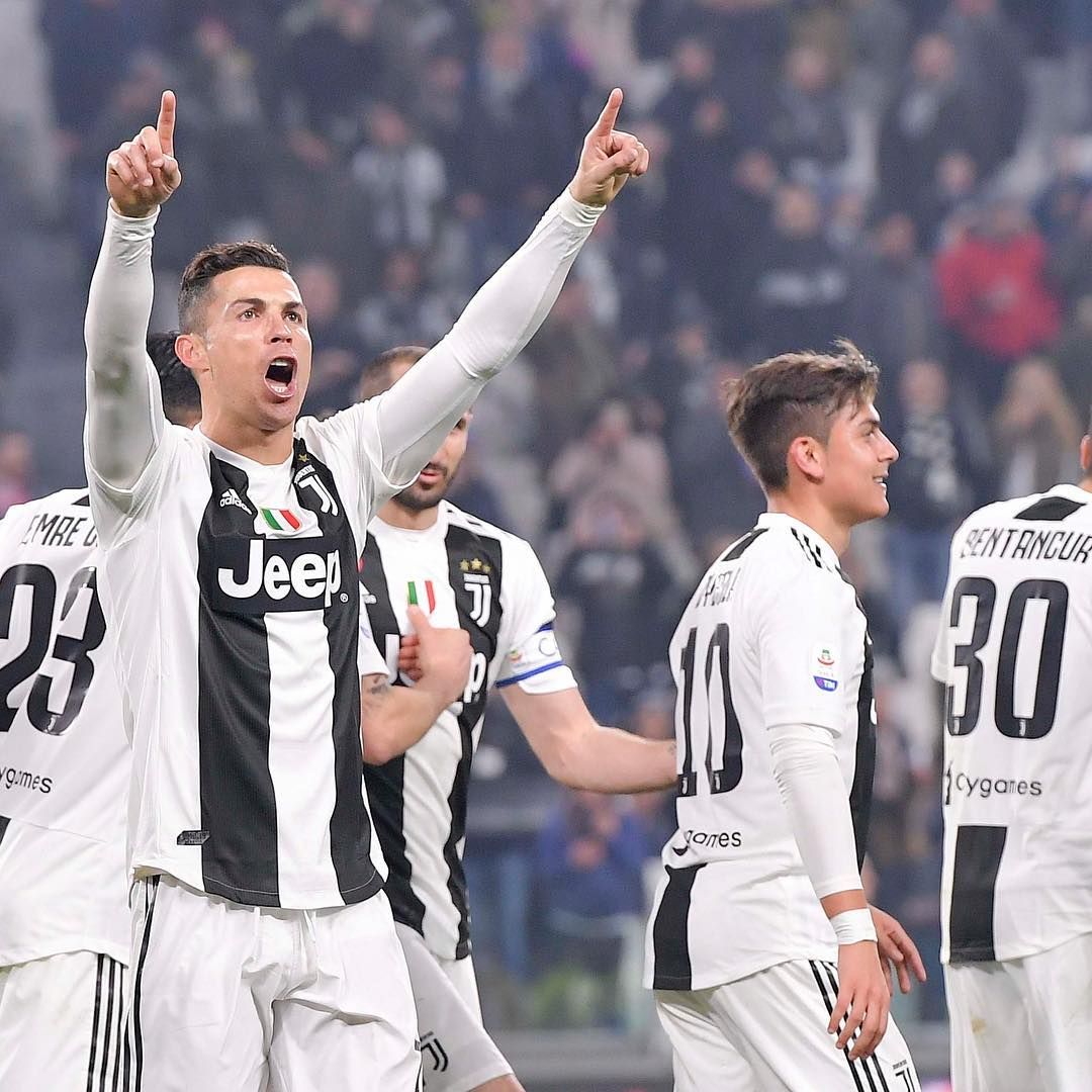 老队友见面，埃泽和奥利塞赛后交换了球衣