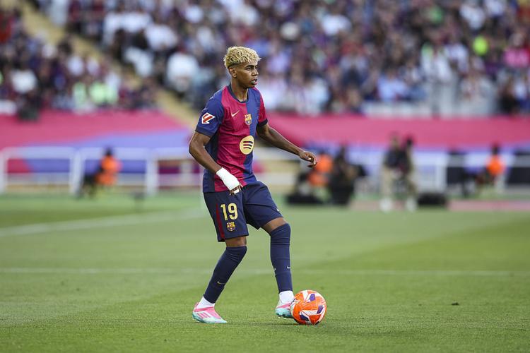 外媒：中超旧将卡拉斯科罢训，要求利雅得青年为自己雇佣管家（外媒：前中超球员卡拉斯科拒训，要求利雅得青年为其配备私人管家）