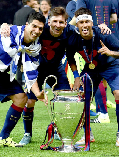 欧冠半场：科纳特进球被吹，蓝黑军伤2将，国米0-0利物浦