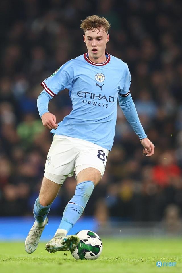 罗马诺：萨勒马科尔斯将与AC米兰续约五年，薪资也将提升（罗马诺：AC米兰将与萨勒马科尔斯续签五年合同，薪资同步上调）