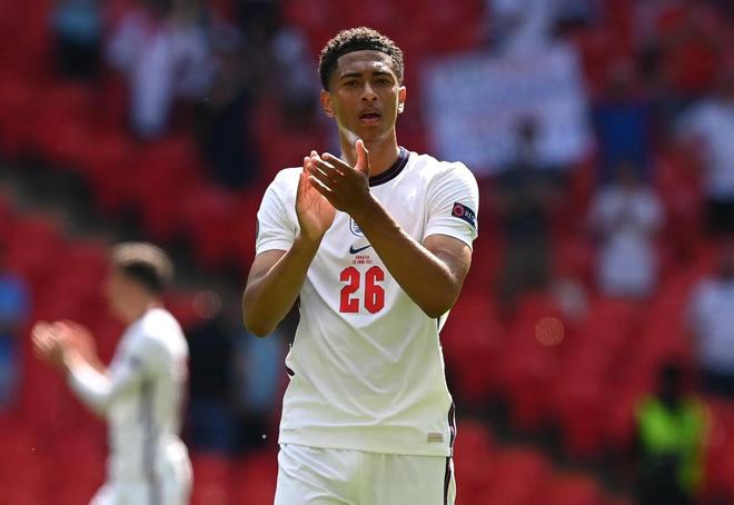 莫雷托：药厂不愿把格里马尔多卖给拜仁，球员也倾向回西班牙