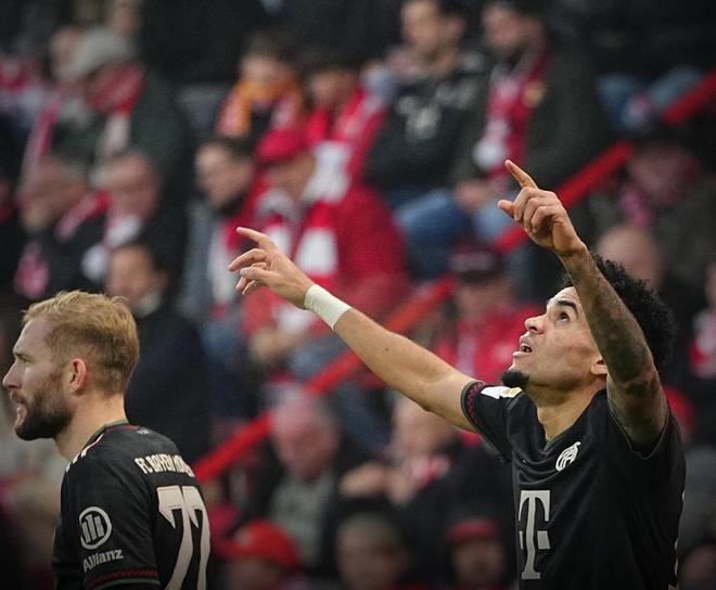 马卡：皇马2025年以零冠黯然收官，是一个充满动荡的体育赛季（马卡：2025年皇马无冠收官，动荡之年的落幕）