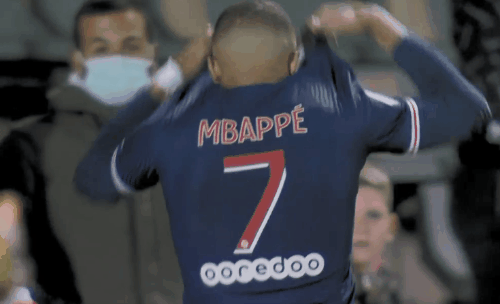 鲁尔：多特尚未联系昆滕-廷贝尔，球员在规划下一步生涯