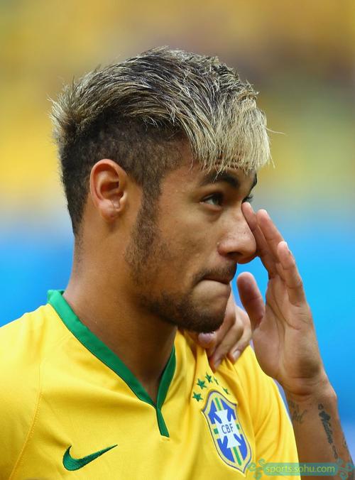 穆勒：留胡子是想尝试不同的造型，队友们很喜欢我的络腮胡