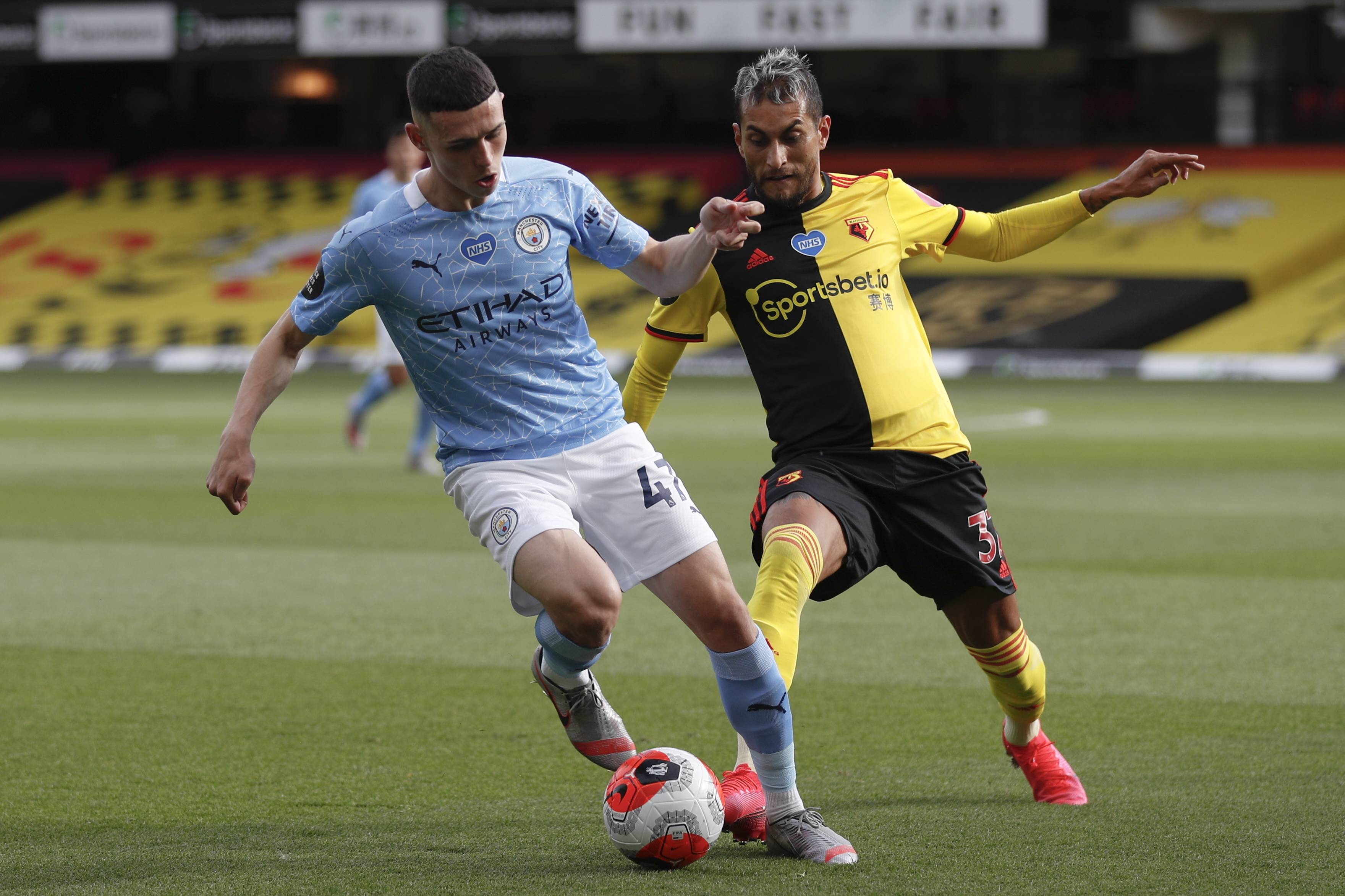 成都蓉城祝贺重庆铜梁龙成功冲超：我们携手展现西南足球风采