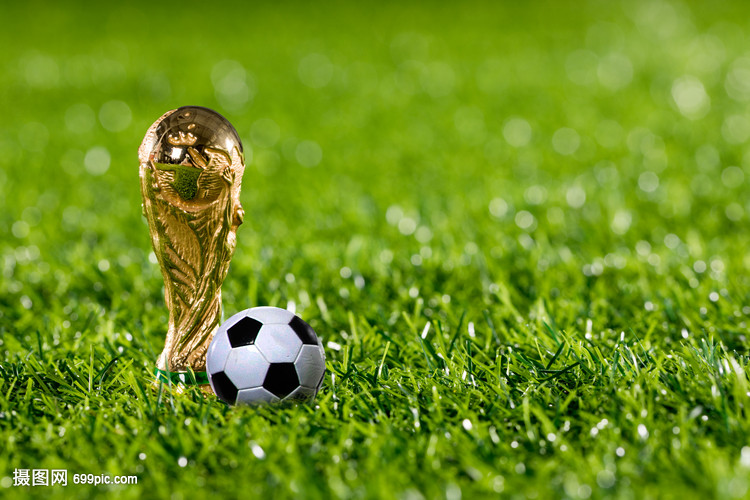 近15年谷歌每年搜索量最高球员：C罗10次断崖领先，梅西仅1次