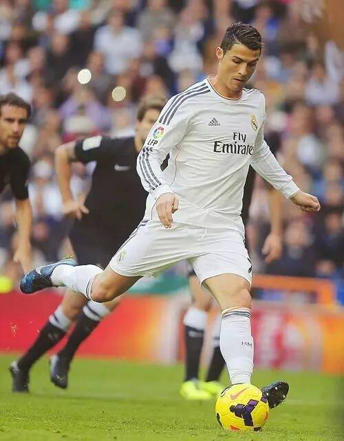 欧联杯 - 萨格勒布迪纳摩对阵皇家贝蒂斯（欧联杯：萨格勒布迪纳摩迎战皇家贝蒂斯）